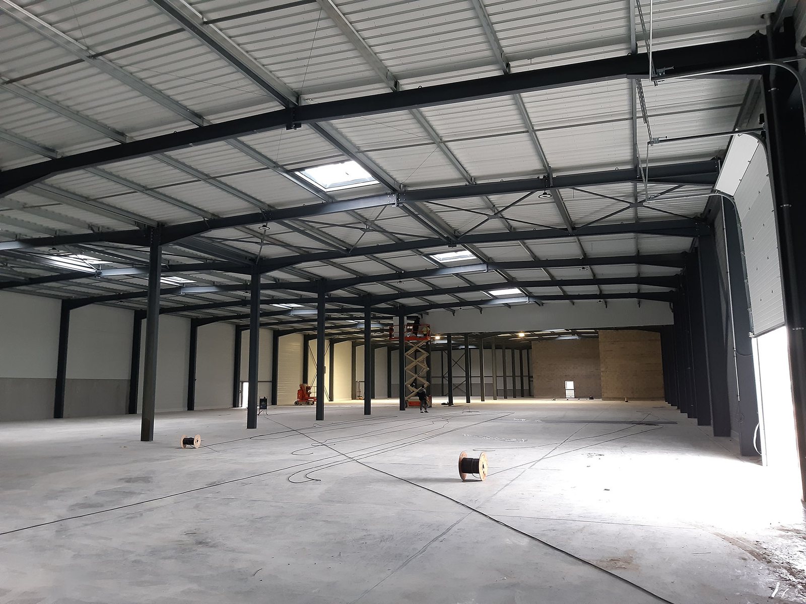 Комерційне приміщення площею 3800 м² у Борисполі.